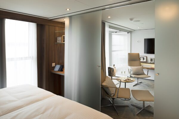 EW-Owners-One-Bed-Suite-2-1