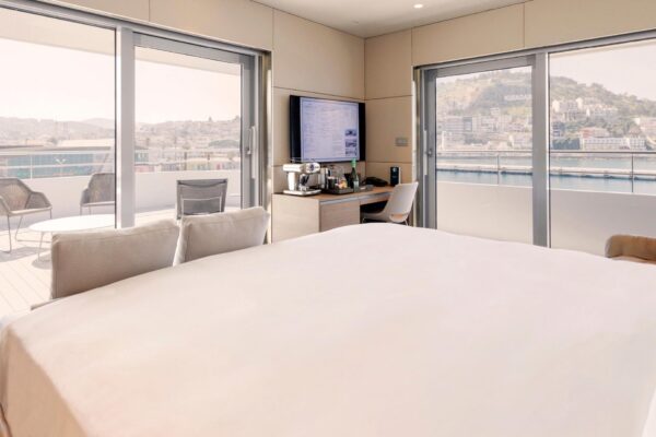 D_ECYC_Suites_Terrace-Suite