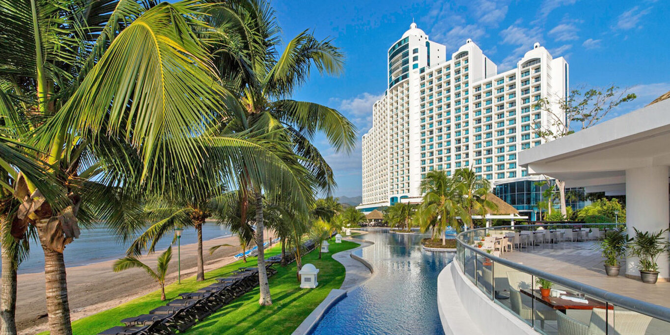 winter-getaway-panama-header