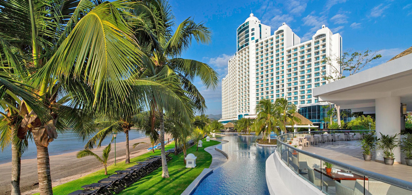 attractions in panama