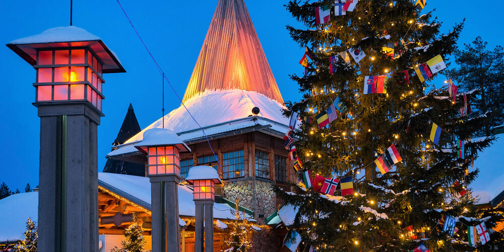 Arctic,Circle,Street,Lamps,At,Santa,Office,Of,Santa,Claus