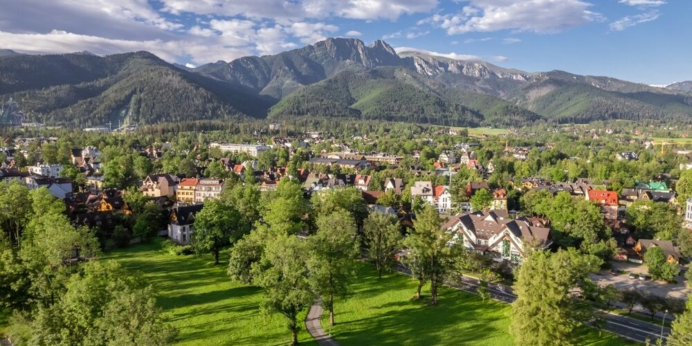 Aerial,Drone,View,Of,Zakopane,Town,With,Tatra,Mountains,Range