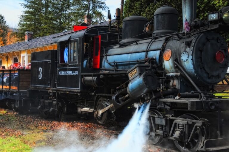 West Virginia Fall Foliage Train Rides