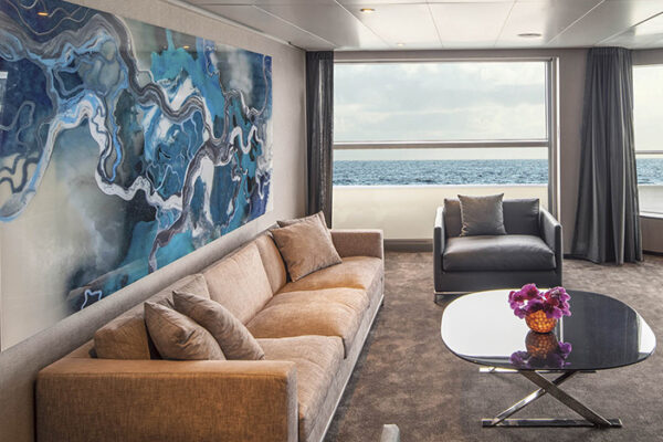 SE_Owners Penthouse Suite Lounge NEW-ACC