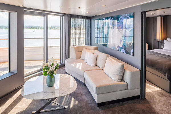 SE_Panorama_Suite_Lounge_003